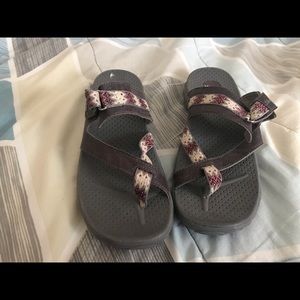 Sketchers sandals
